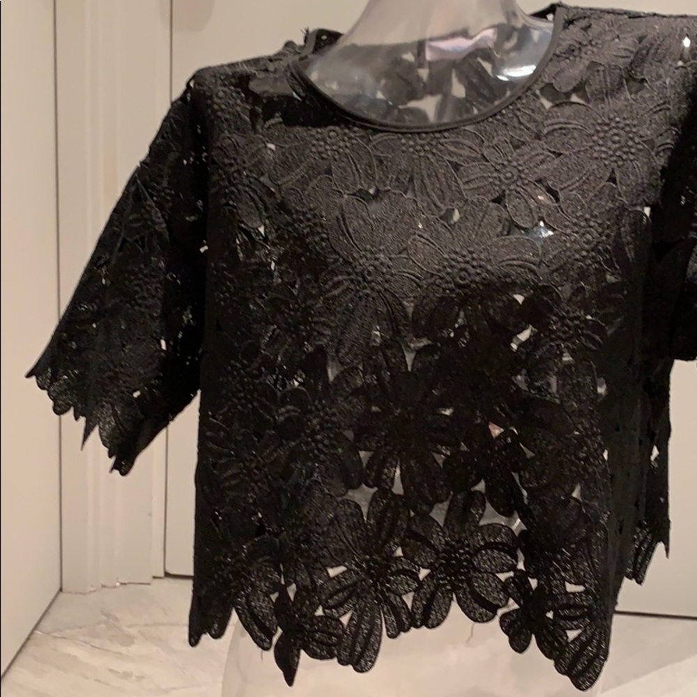 Black Cindi Gindi Lace top